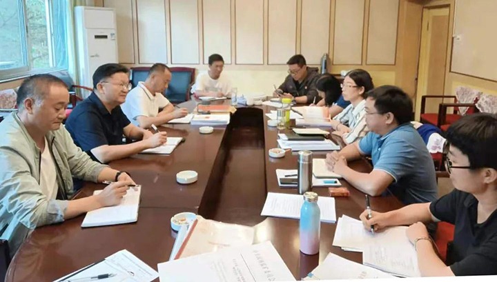 集团党委党史进建教育第一巡回领导组到田坝煤矿、曲煤焦化发展巡回督导