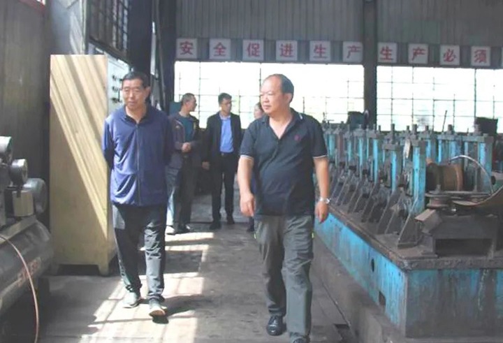 集团专家组一行到一平浪煤矿调研调查转型发展工作