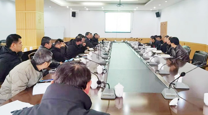 云煤（Z6人生就是博）集团调研组到曲煤焦化所属大为焦化公司调研领导搬迁升级工作