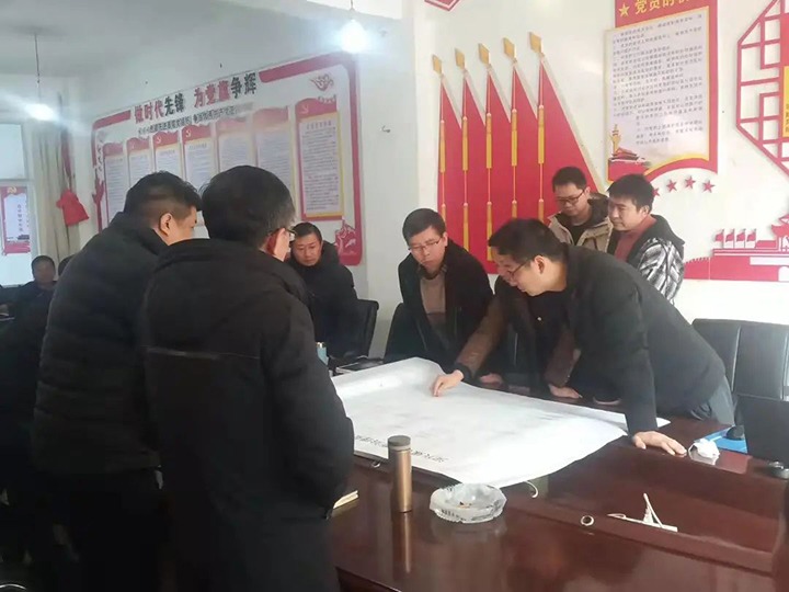 云南省煤矿安全监察局曲靖监察分局到河兴煤矿查抄领导安全出产工作