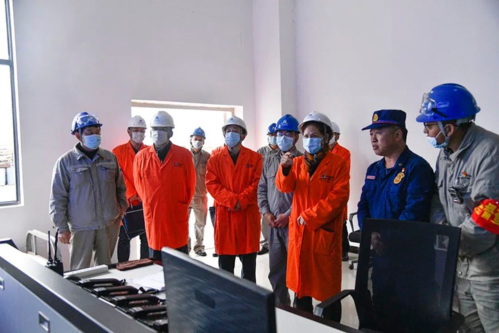 省国资委纪检组到前锋化工发展迎“二十大”专项安全工作查抄