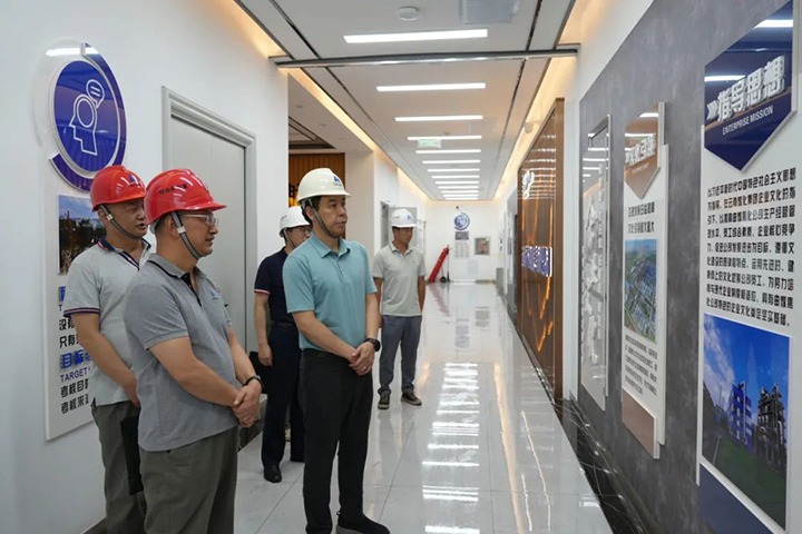 【主题教育】云煤（Z6人生就是博）集团党委副书记、工会主席王鑫一行到曲煤焦化公司发展主题教育调研