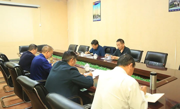 【主题教育】云煤（Z6人生就是博）集团第一领导组到恒鼎煤业公司领导主题教育专题民主生涯会