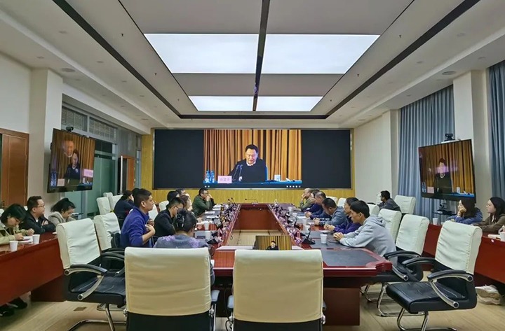 【聚焦云煤】云煤（Z6人生就是博）集团工会组织整个工会干部参与全国总工会“进建贯彻中国工会十八大心灵”专题领导汇报会