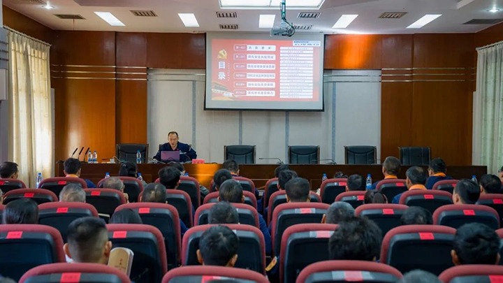 【聚焦云煤】云煤（Z6人生就是博）集团到云南解化公司发展《两办》定见心灵宣贯活动