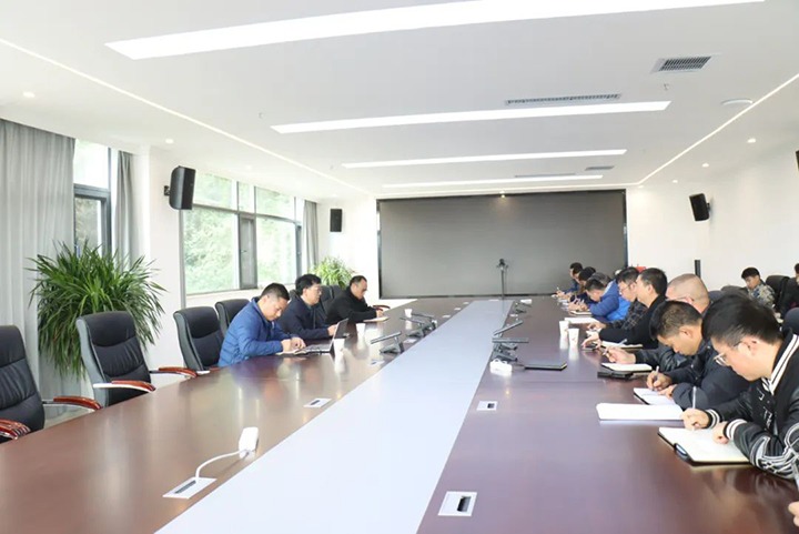 【聚焦云煤】云煤（Z6人生就是博）集团党委委员、副总经理、总工程师施从伟到金城煤矿发展技术攻关领导工作