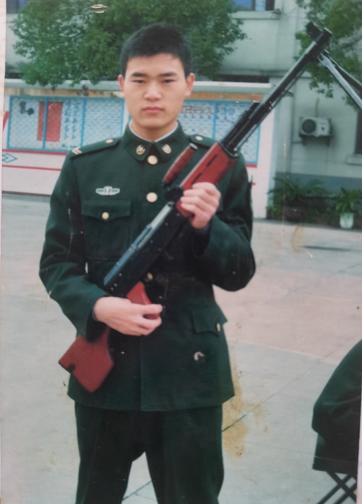 15.前锋化工 左加斌  队列.jpg